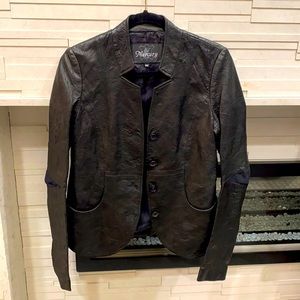 Brand new no tags 100% real leather jacket.